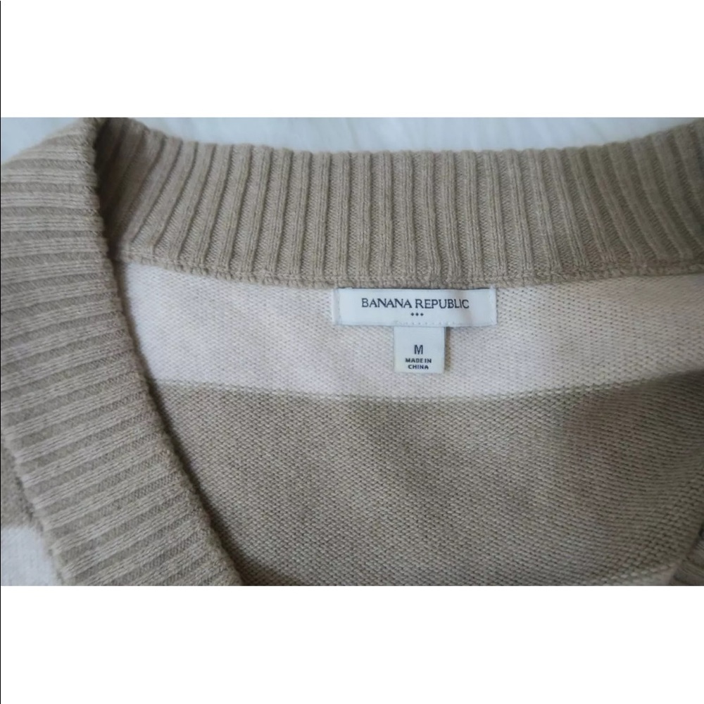 Banana republic striped tan white sweater size M - Picture 3 of 5
